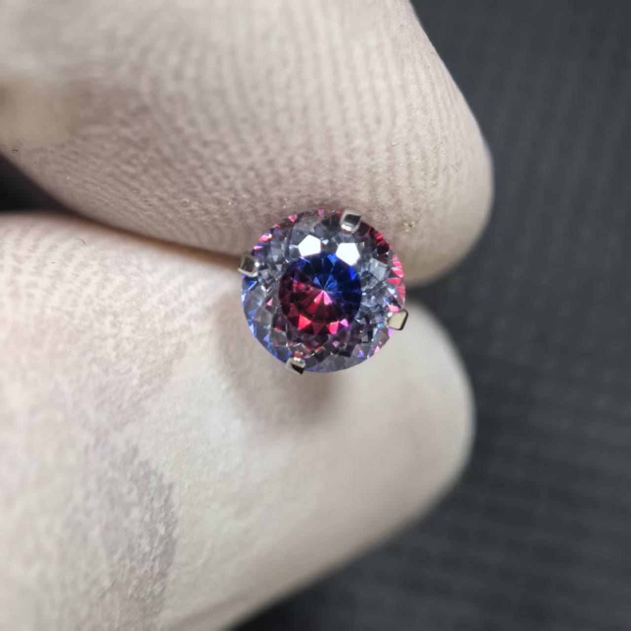Titanium Alloy Ear Stud 鸟巢切爆闪 Cubic Zirconia Helix Cartilage Stud 圆 Jewelry 头 Accessories Ear 蜗钉 Ear 饰