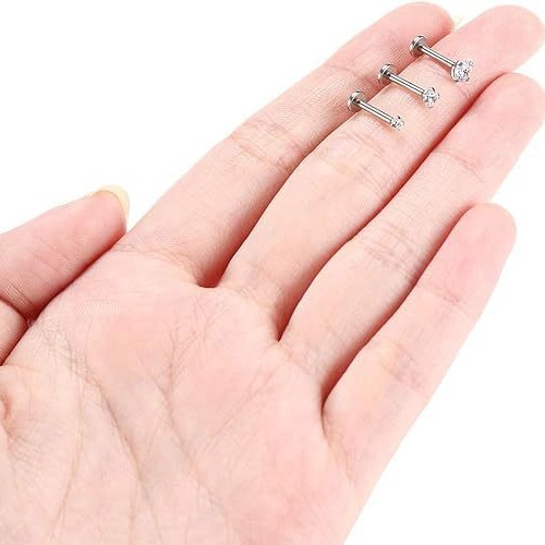 G23 Titanium Four Prong Studded Cubic Zirconia 内牙 Labret Stud F136 Titanium Alloy Ear Stud Helix Cartilage Stud Piercing Jewelry Studded Diamond