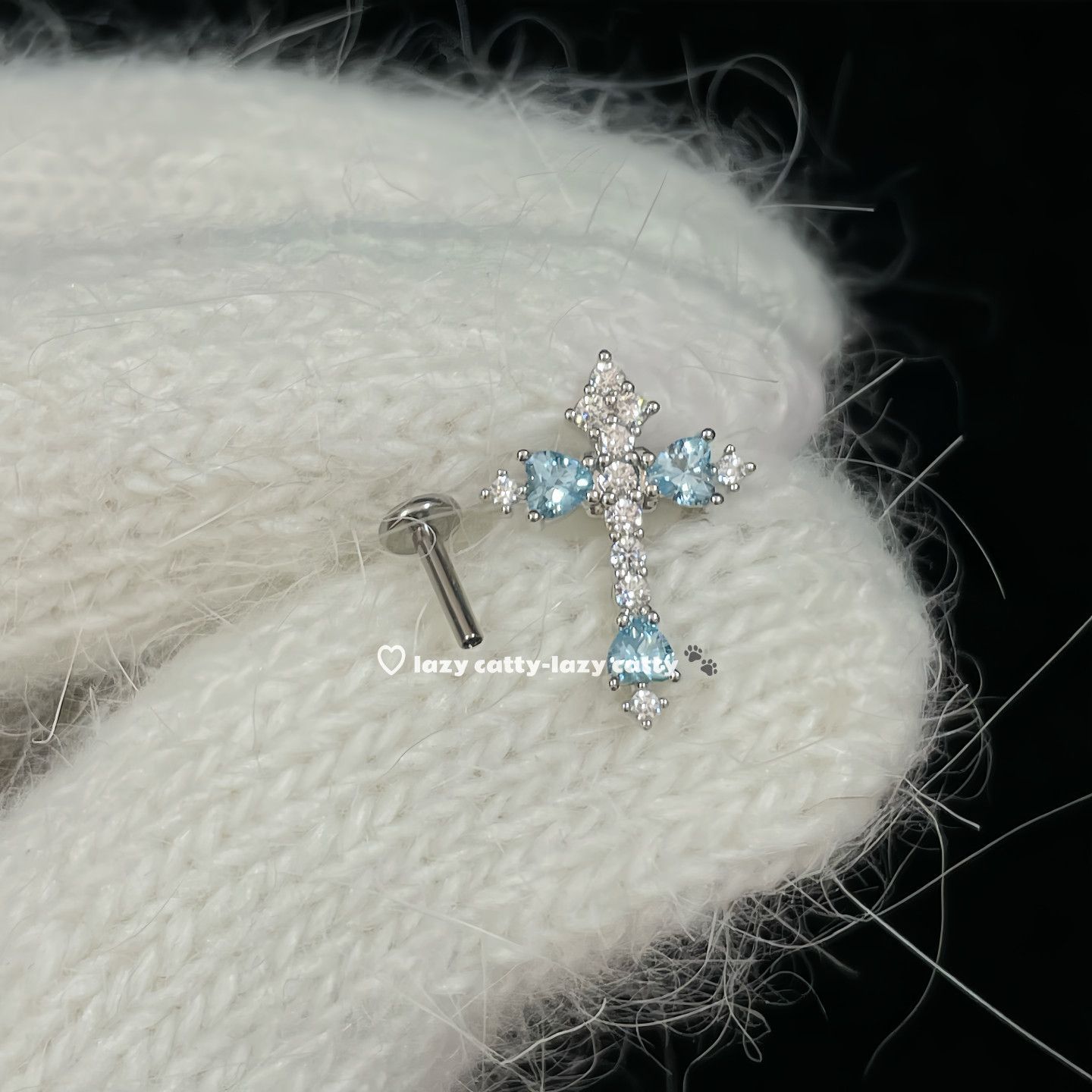 F136 Titanium Alloy Post Ear Stud Women 0.9牙口 Brass 头 Set With Cubic Zirconia 316L Steel Post Helix Cartilage Stud 超闪 Heart Ear 蜗钉 - Copper Body