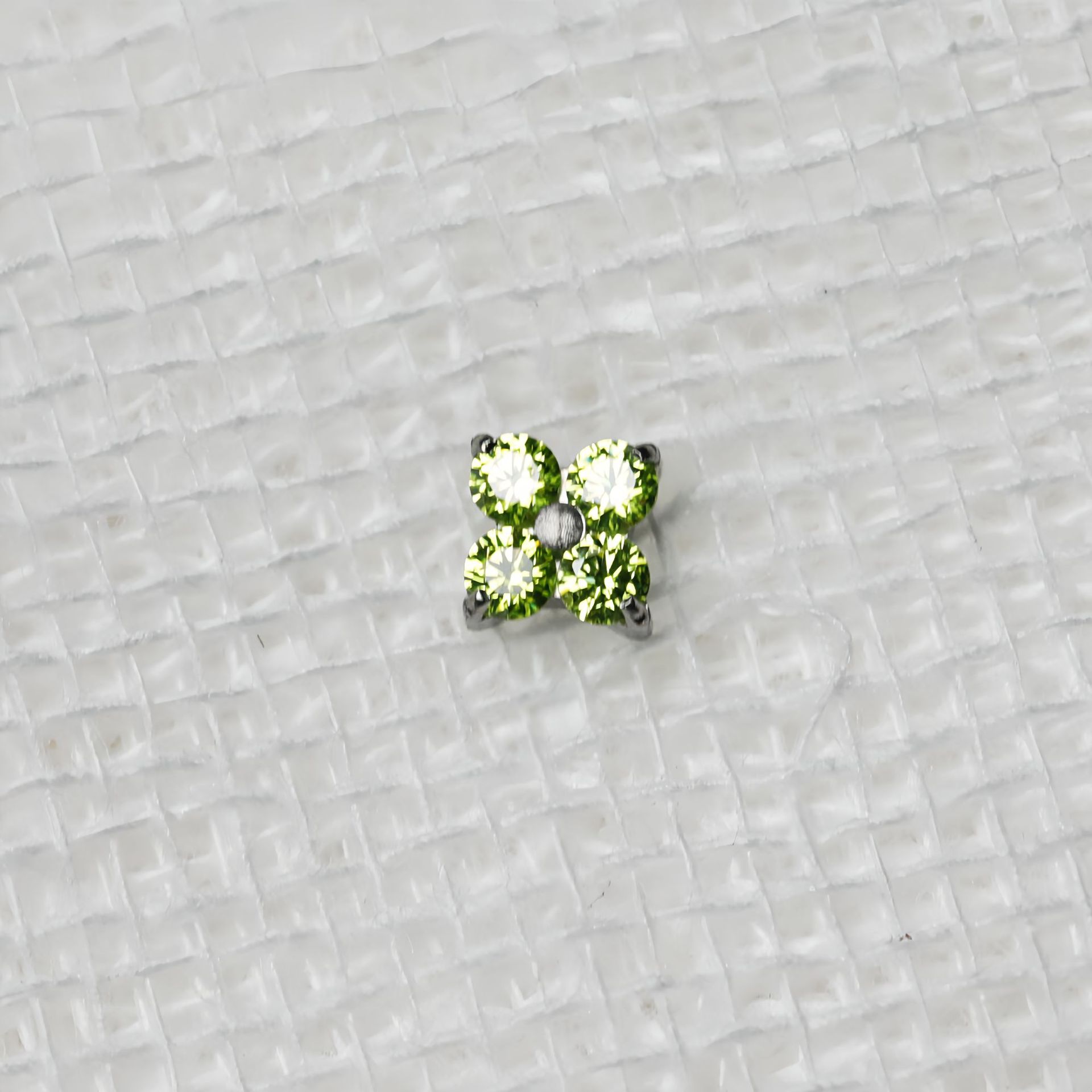 F136 Titanium Alloy 华子 Diamond 梅 Flower Helix Cartilage Stud Ear Stud 替换头 Piercing Jewelry Accessories 加工