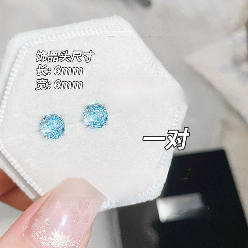 F136 Titanium Alloy Post 爆闪 Cubic Zirconia 雪 Flower Helix Cartilage Stud 1.2 Post Gauge 0.9牙口 Internal Thread Ear Stud Ear 饰 - Copper Body