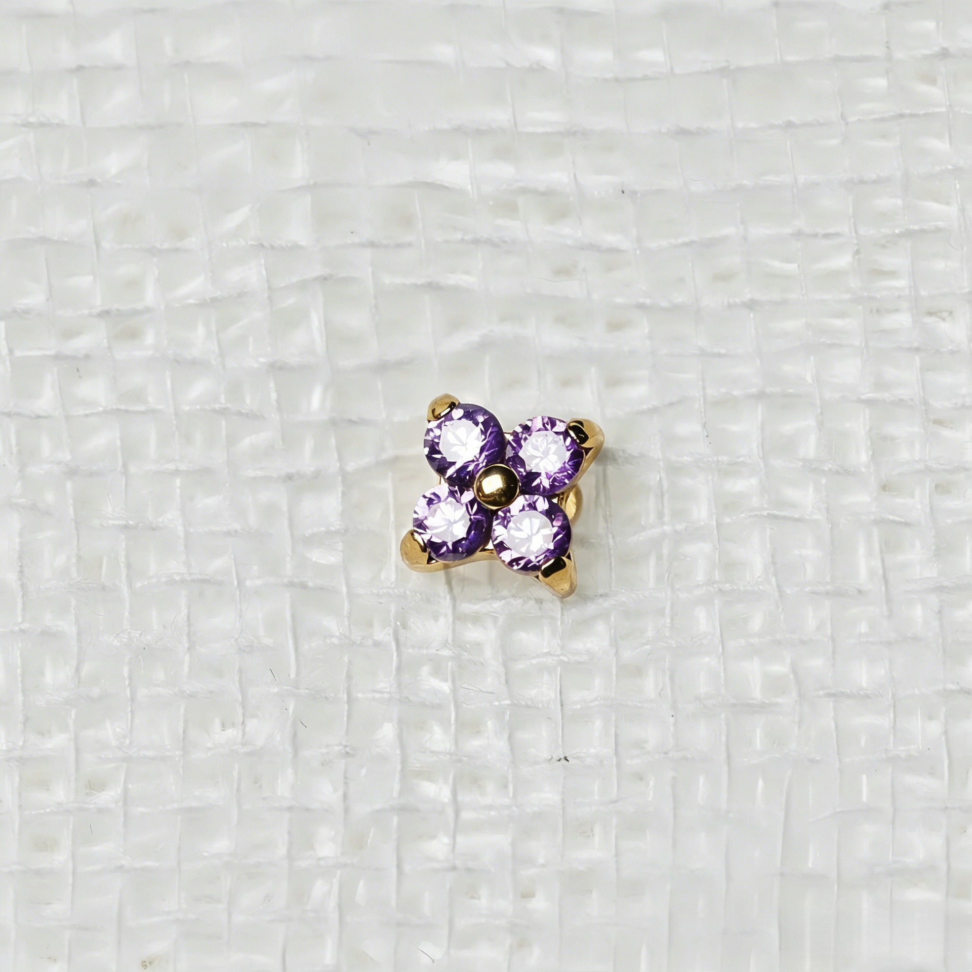 F136 Titanium Alloy 华子 Diamond 梅 Flower Helix Cartilage Stud Ear Stud 替换头 Piercing Jewelry Accessories 加工
