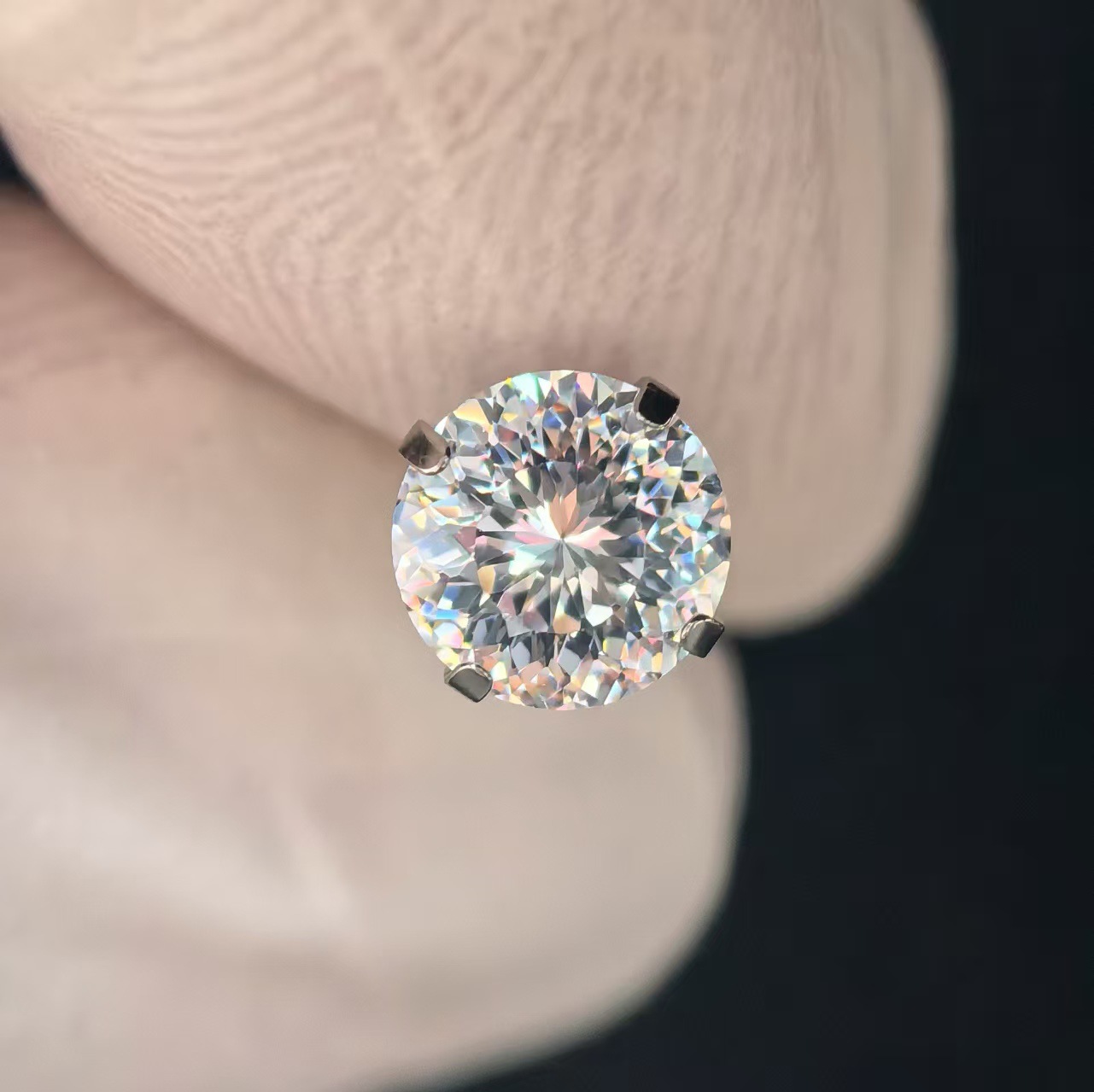 Titanium Alloy Ear Stud 鸟巢切爆闪 Cubic Zirconia Helix Cartilage Stud 圆 Jewelry 头 Accessories Ear 蜗钉 Ear 饰