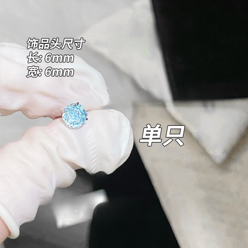 F136 Titanium Alloy Post 爆闪 Cubic Zirconia 雪 Flower Helix Cartilage Stud 1.2 Post Gauge 0.9牙口 Internal Thread Ear Stud Ear 饰 - Copper Body