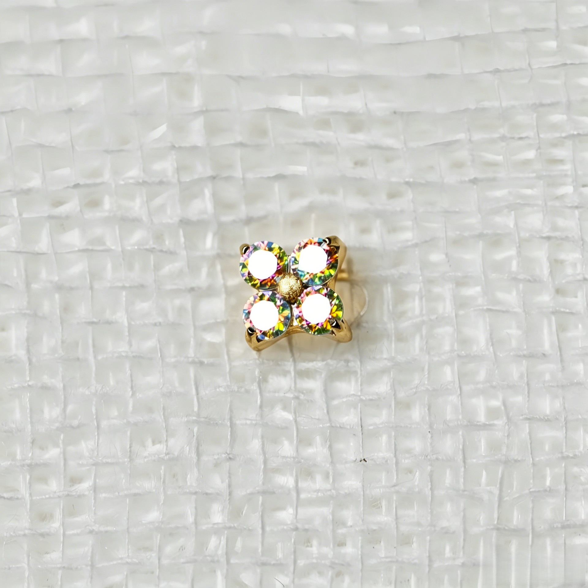 F136 Titanium Alloy 华子 Diamond 梅 Flower Helix Cartilage Stud Ear Stud 替换头 Piercing Jewelry Accessories 加工
