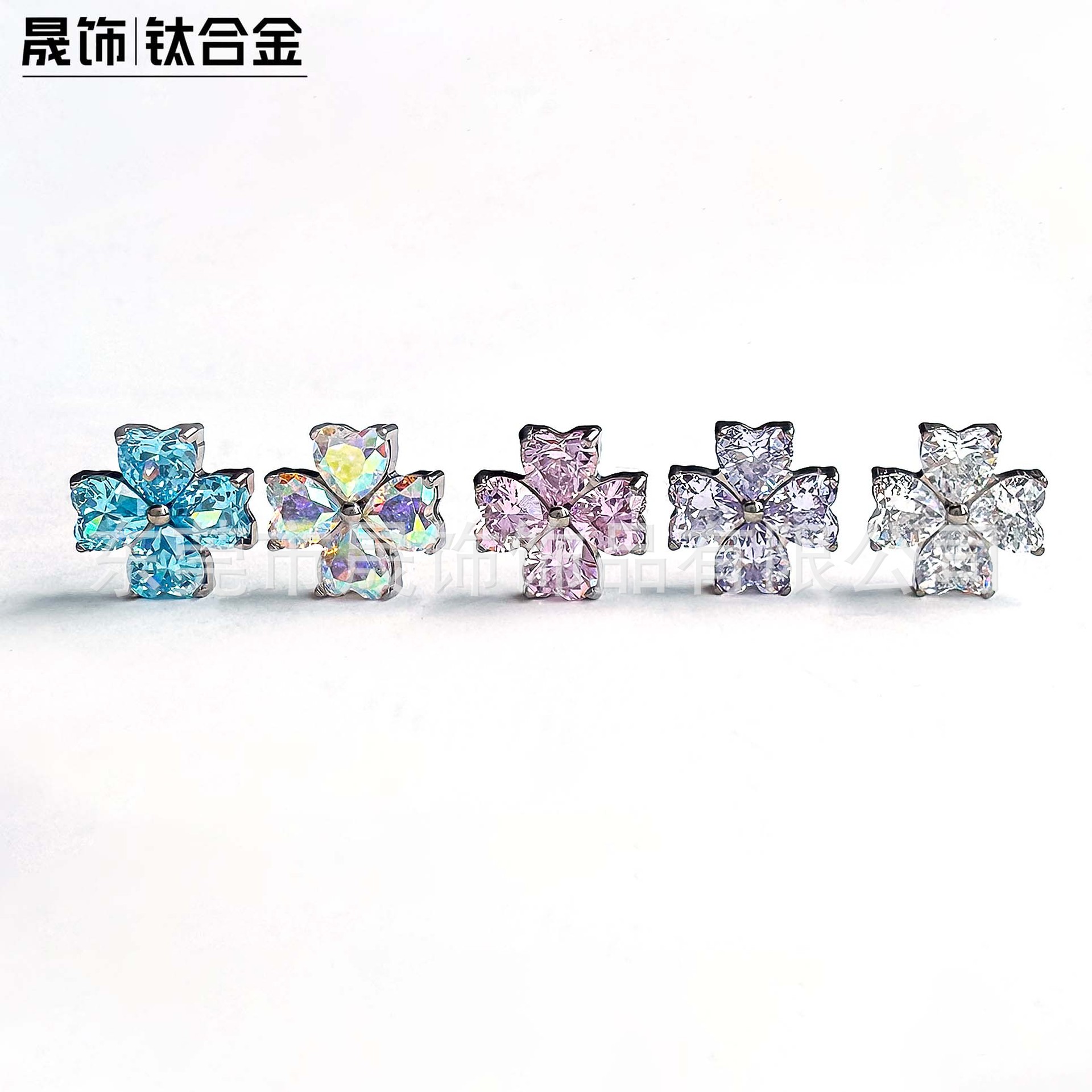 F136 Titanium Heart 四叶草 Cubic Zirconia Ear Stud Helix Cartilage Stud G23 Implant Grade Titanium 内牙 Labret Stud 人体 Piercing Jewelry
