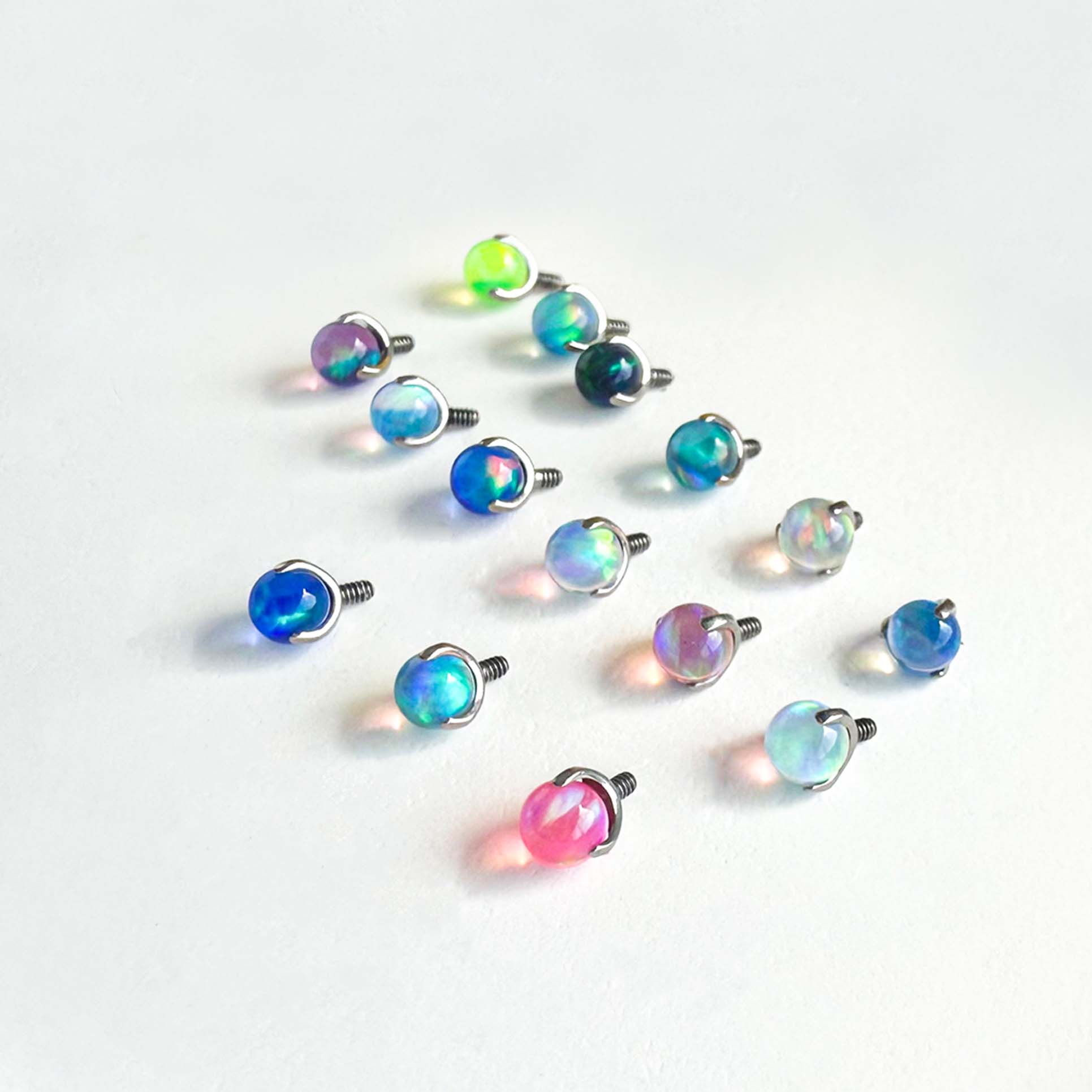 F136 Titanium Jelly Opal Ball