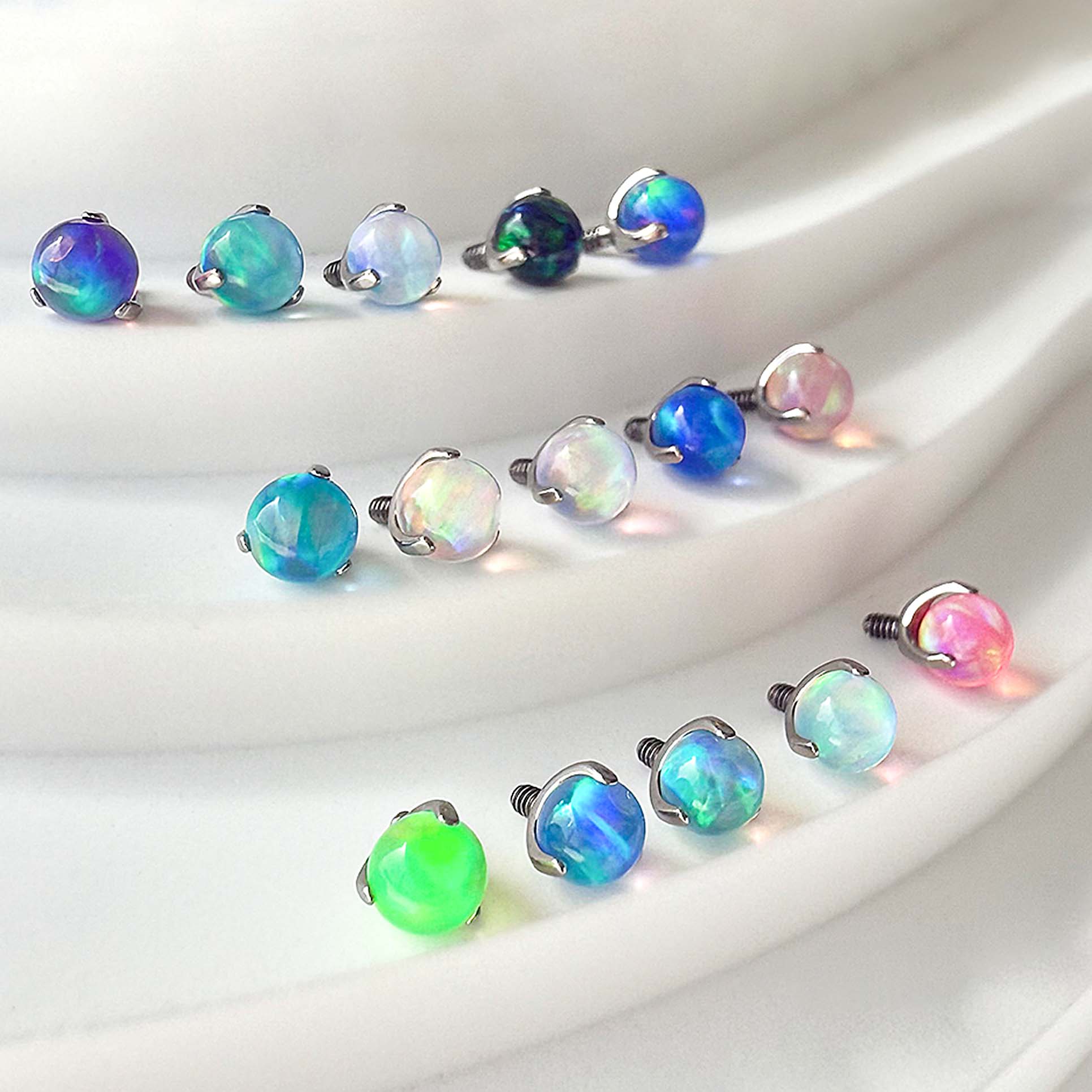 F136 Titanium Jelly Opal Ball