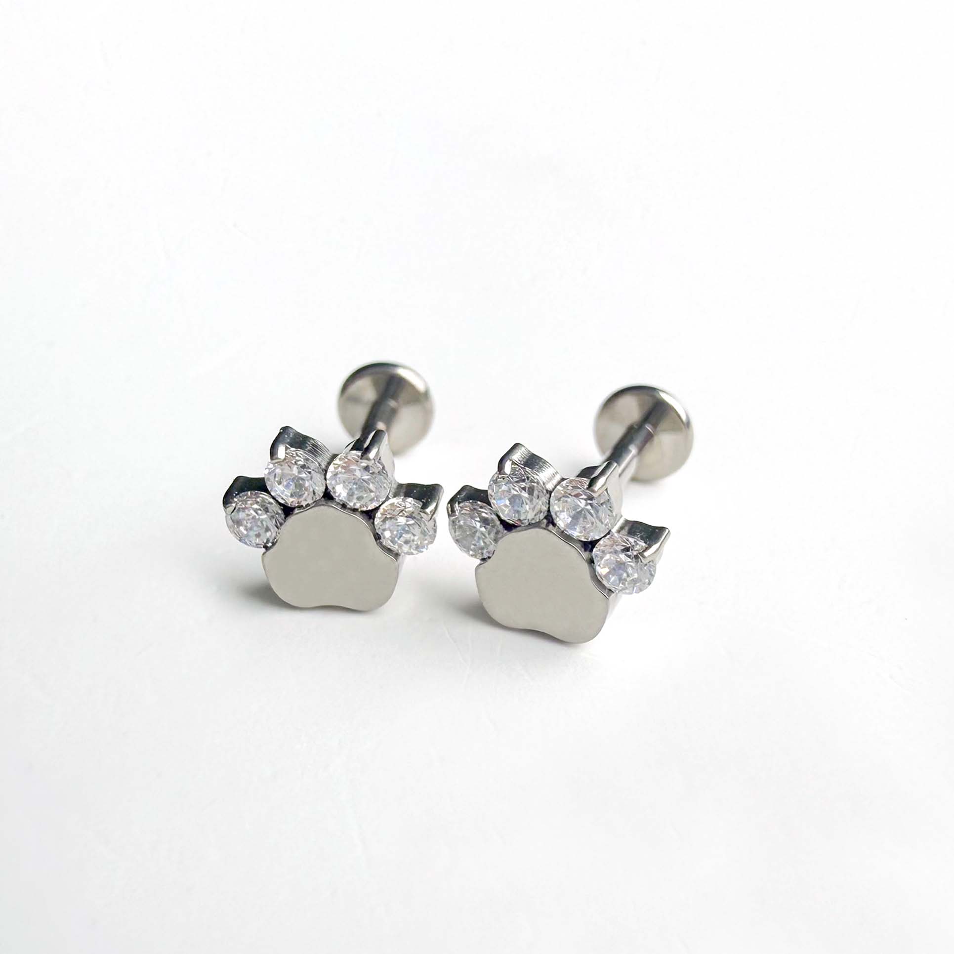 F136 Titanium Cat Paw CZ Ear Stud Helix Cartilage Piercing