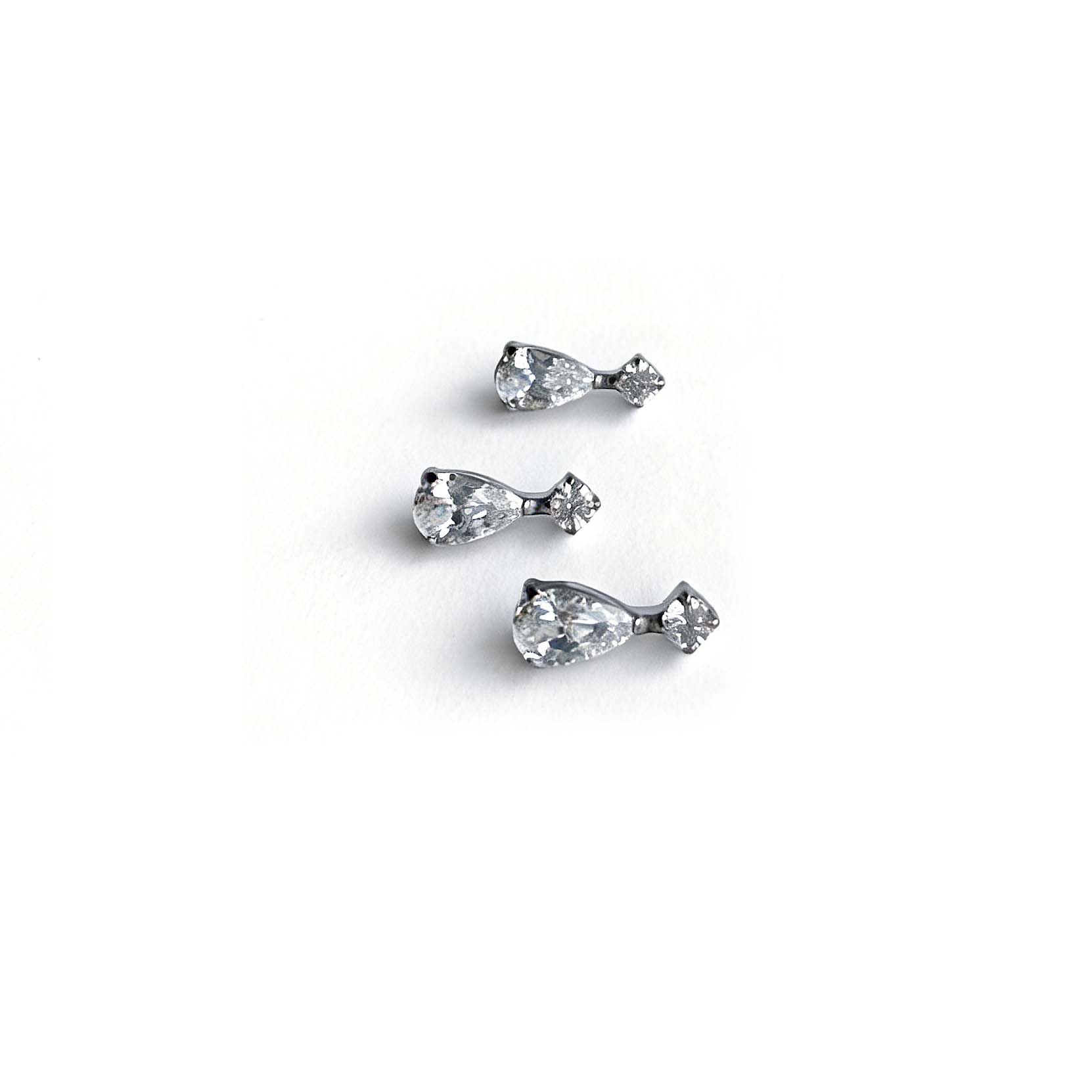 F136 Titanium CZ Teardrop Ear Stud Helix Cartilage Piercing