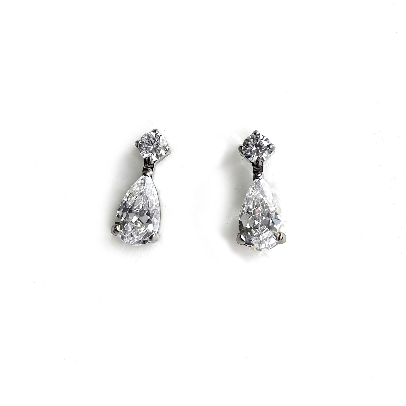F136 Titanium CZ Teardrop Ear Stud Helix Cartilage Piercing